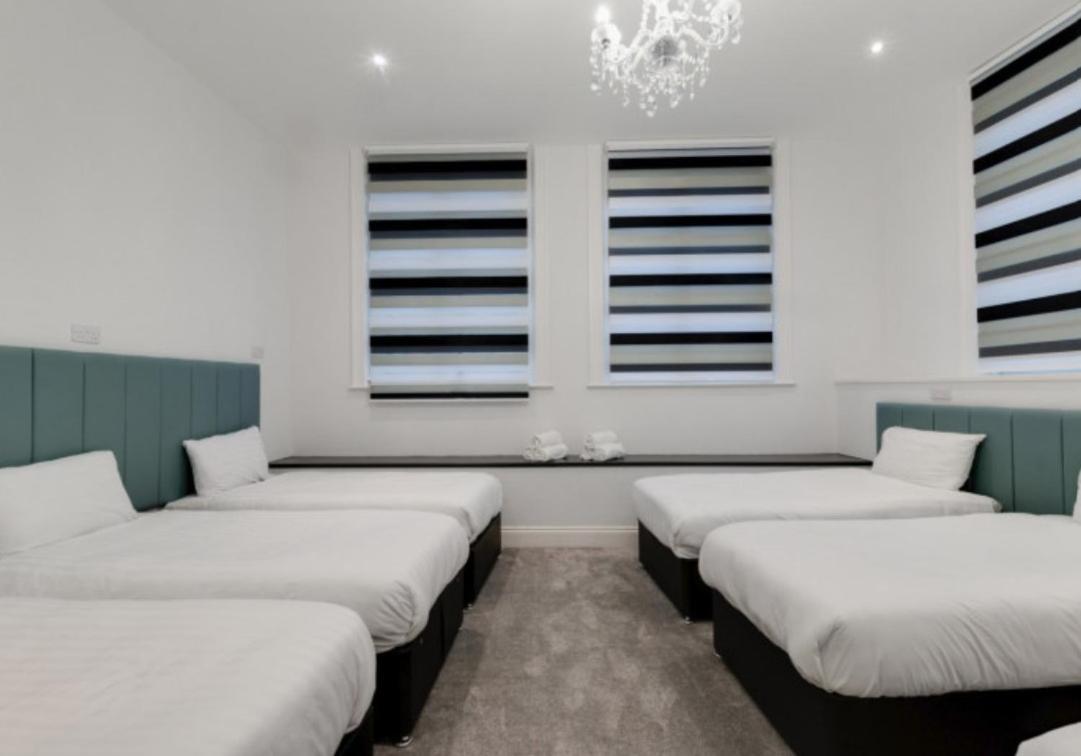 Temple Court Cavern Quarter Apartments By Happy Days Ливърпул Екстериор снимка