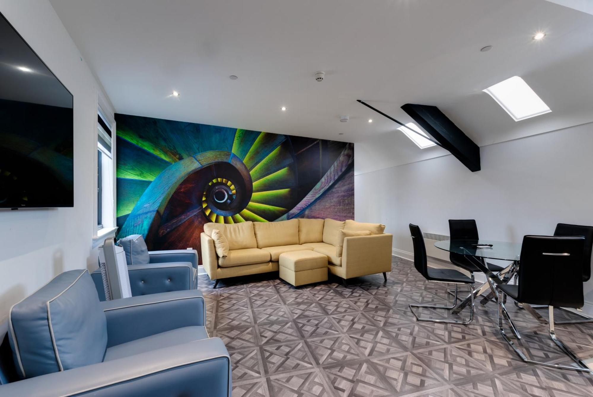 Temple Court Cavern Quarter Apartments By Happy Days Ливърпул Екстериор снимка