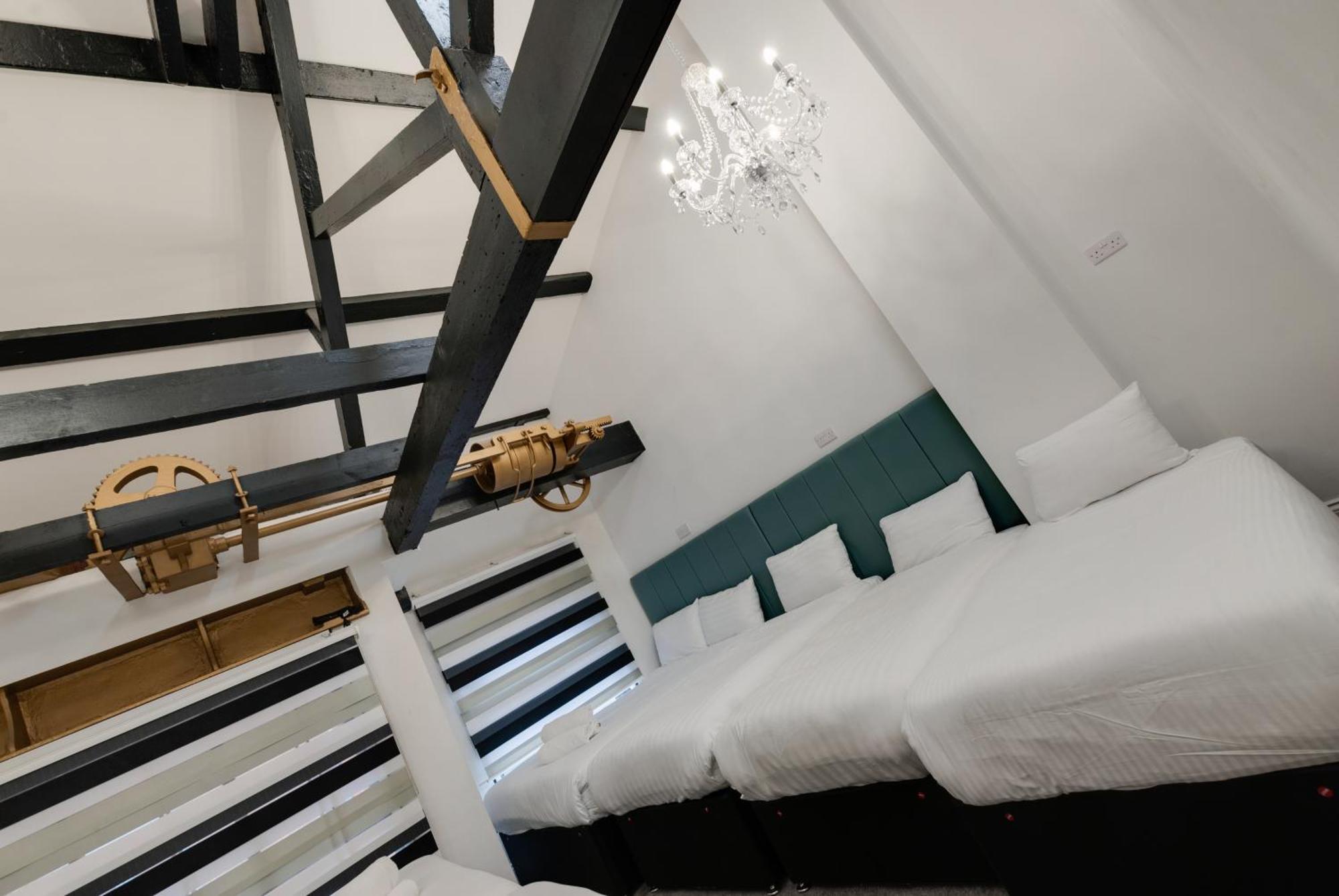 Temple Court Cavern Quarter Apartments By Happy Days Ливърпул Екстериор снимка