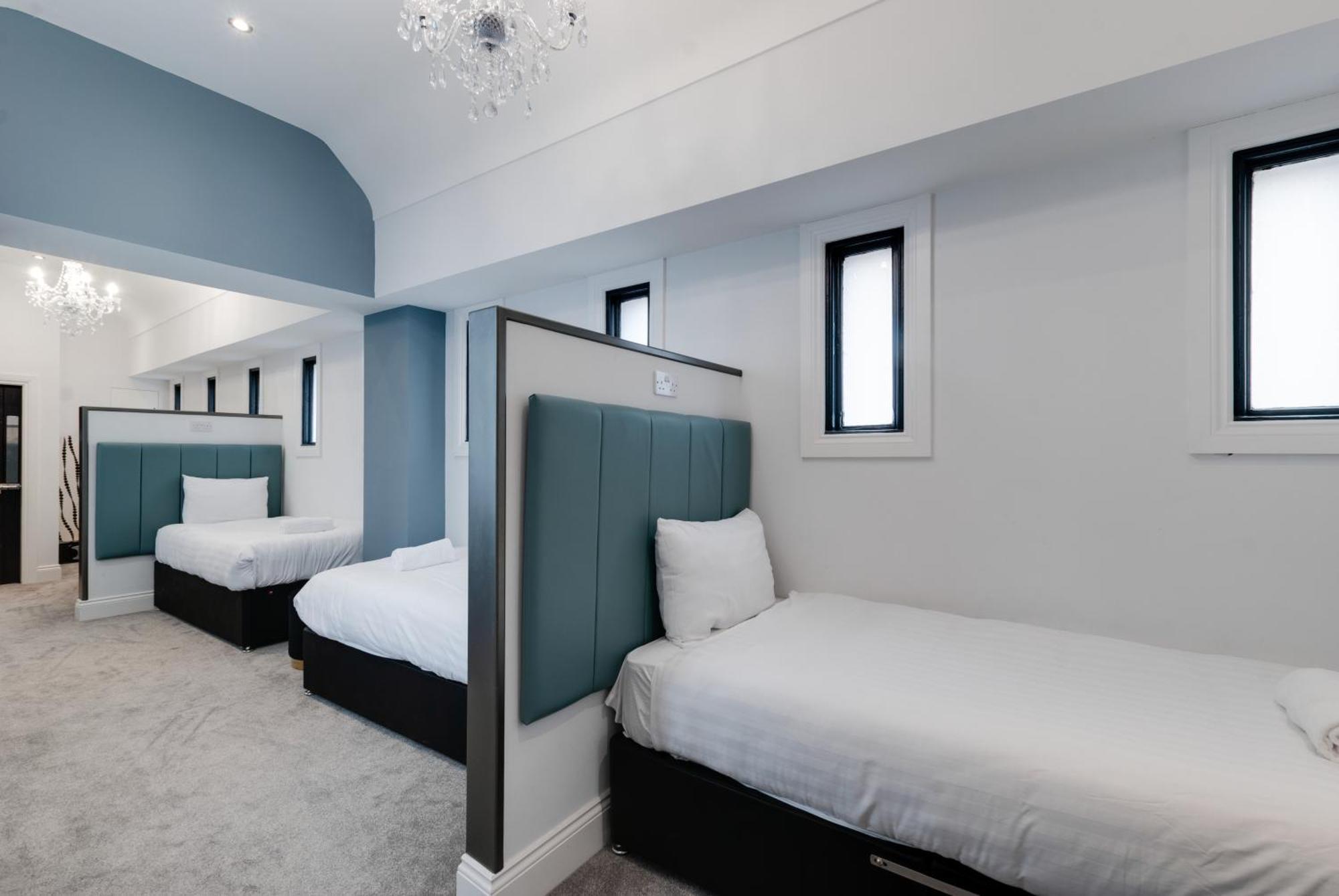 Temple Court Cavern Quarter Apartments By Happy Days Ливърпул Екстериор снимка